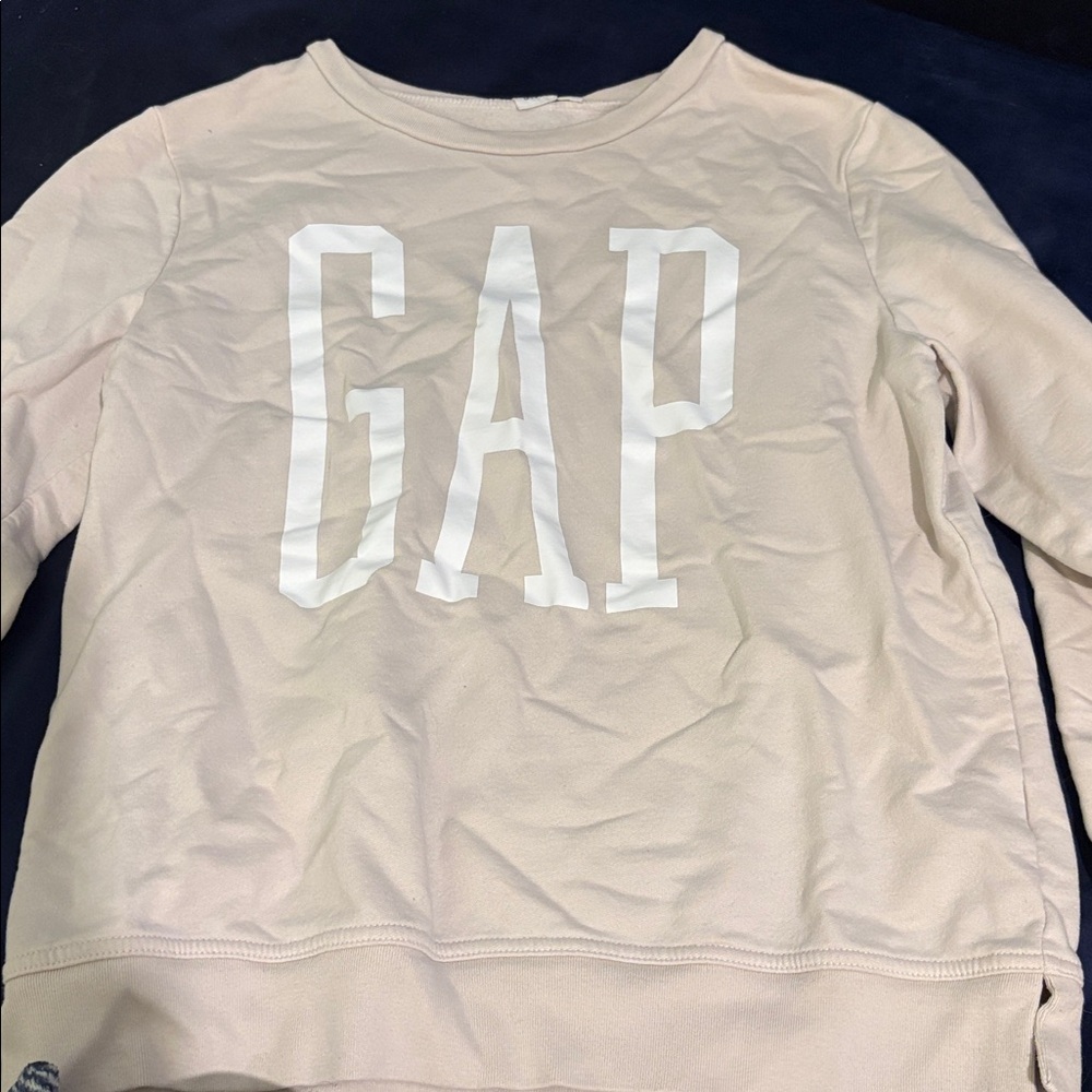 GAP Light Tan Logo Sweatshirt